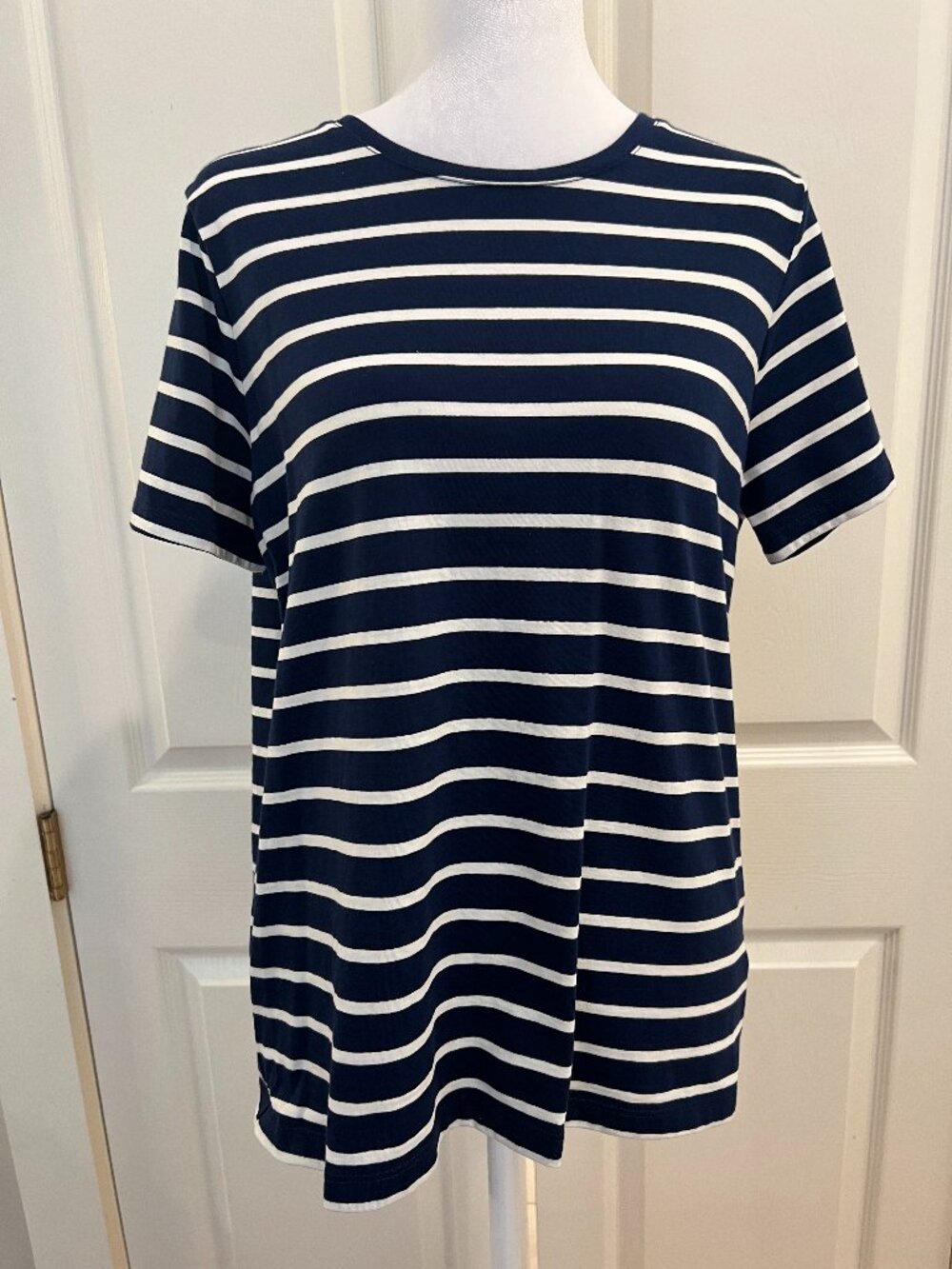 Lands' End New Without Tags Navy White Striped Tee Size Small